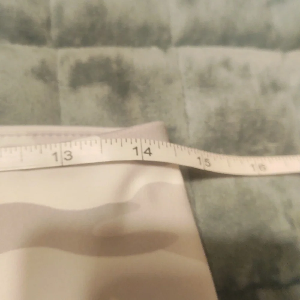 Like New! Athletic Leggings Grey/White Camo Size Large - Picture 10 of 16